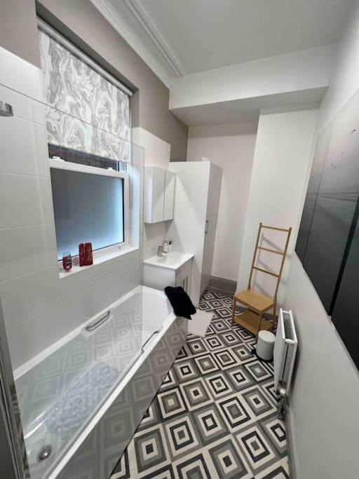 2 Bed Ground Floor Apartment, Sleeps 4 With Free Parking Harrogate Exteriér fotografie