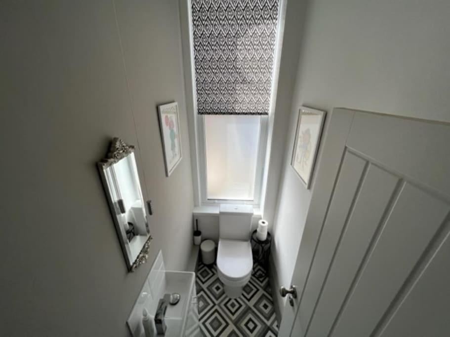 2 Bed Ground Floor Apartment, Sleeps 4 With Free Parking Harrogate Exteriér fotografie